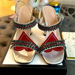 GUCCI
Nappa Silk Crystal Bertie High Heel Sandals